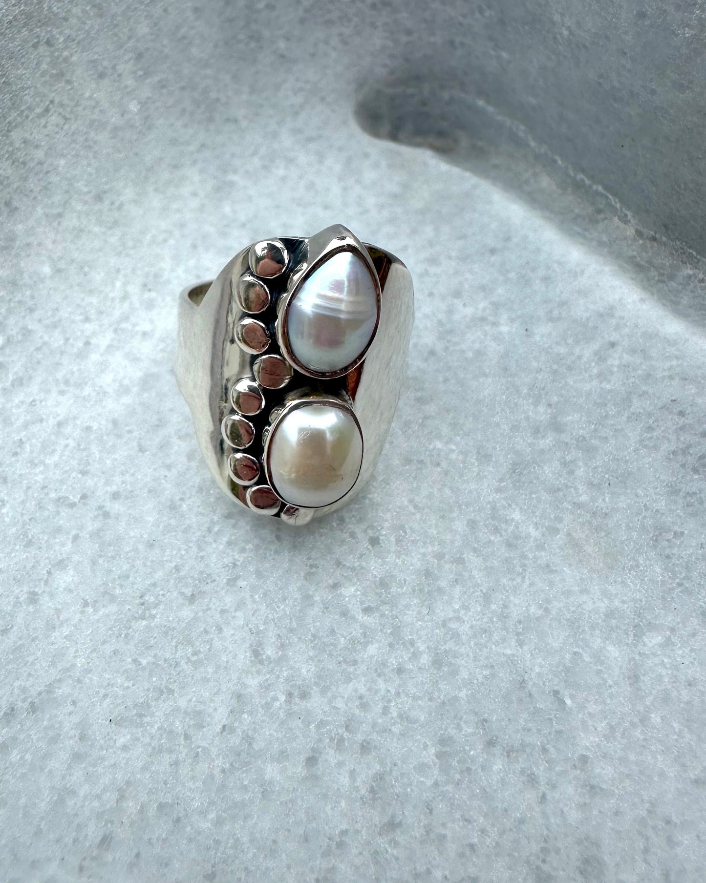 2 Pearls Decorative Sterling Silver Ring
