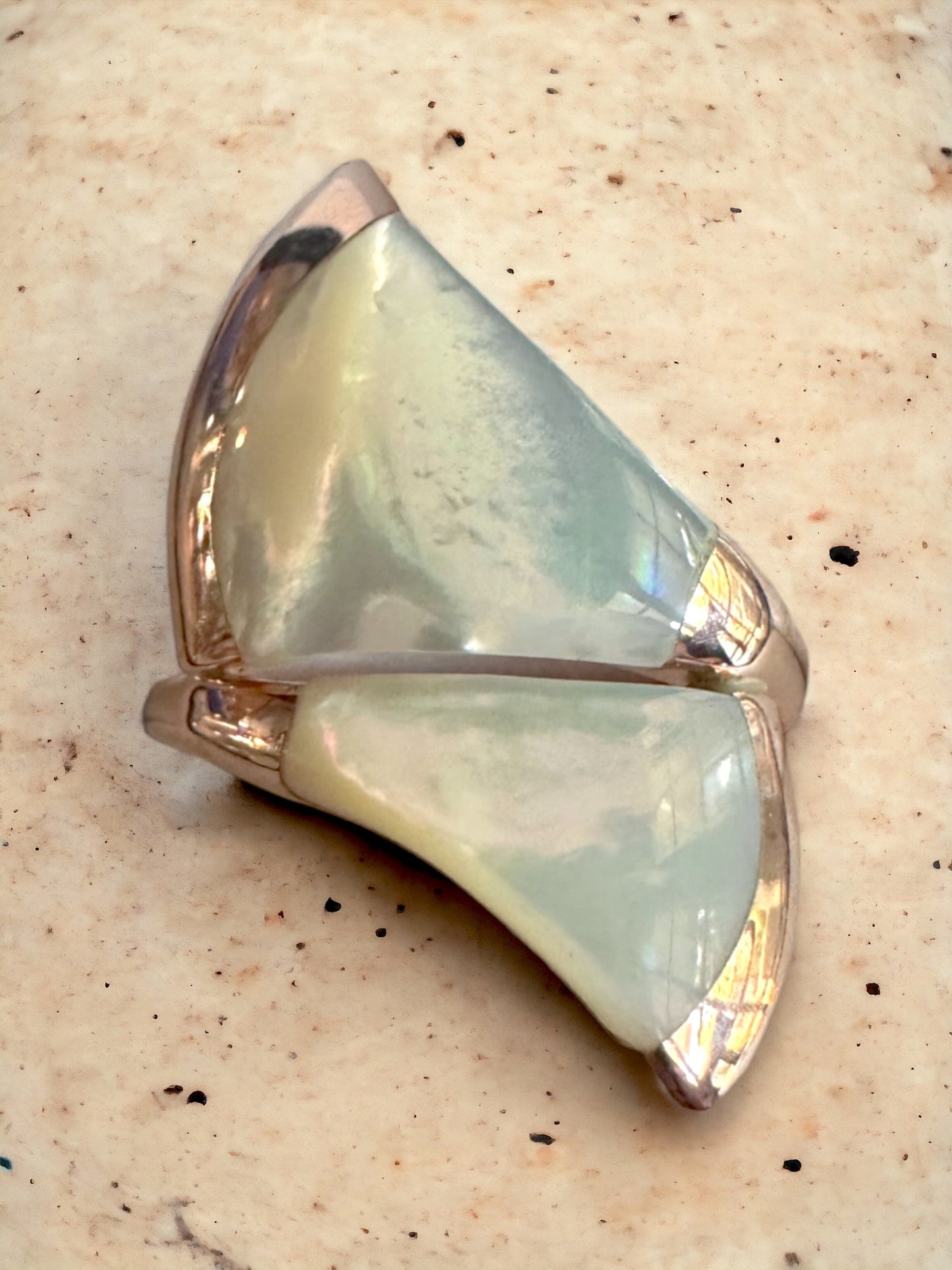 Rose Gold 2 Triangle Mother of Pearl Ring