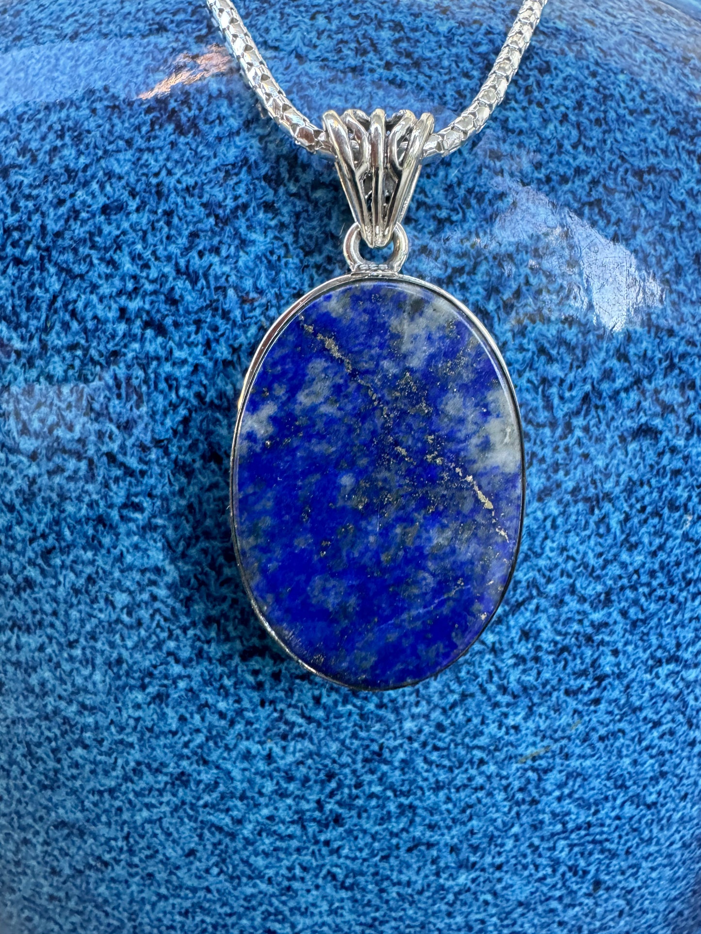 Oval Spiral Lapis Necklace