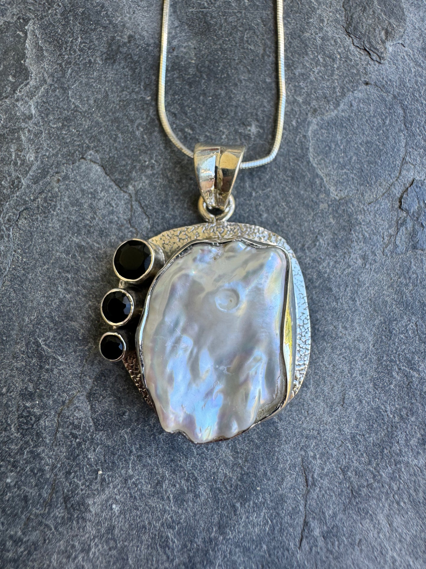 The Black Onyx Pearl Necklace
