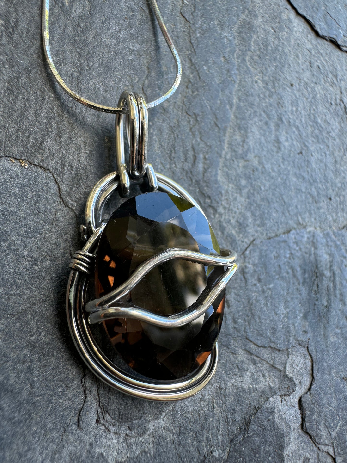 Mocha Glow Quartz Necklace
