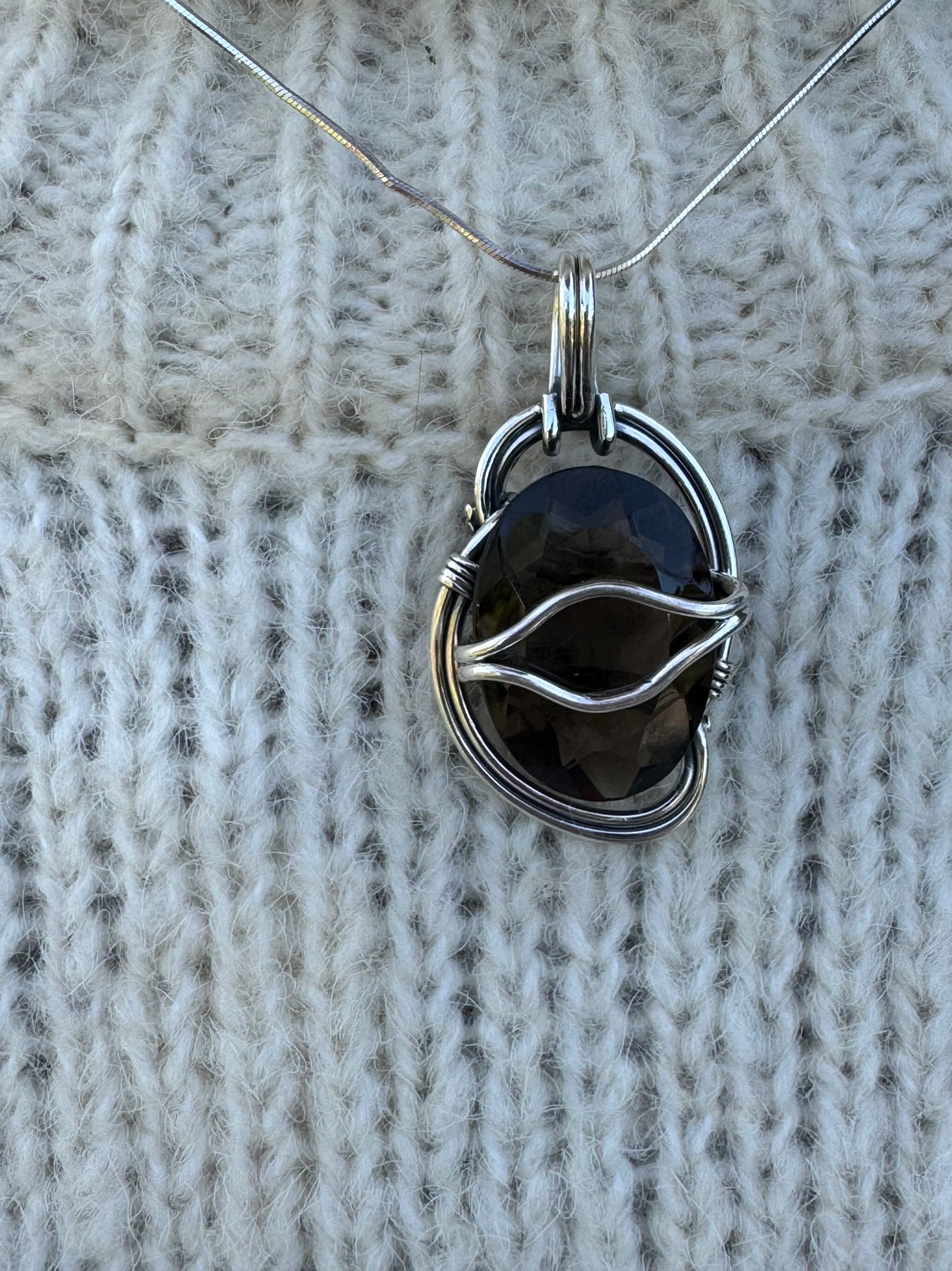 Mocha Glow Quartz Necklace