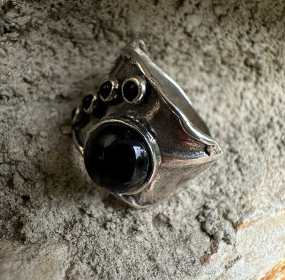 Black Orcale Ring