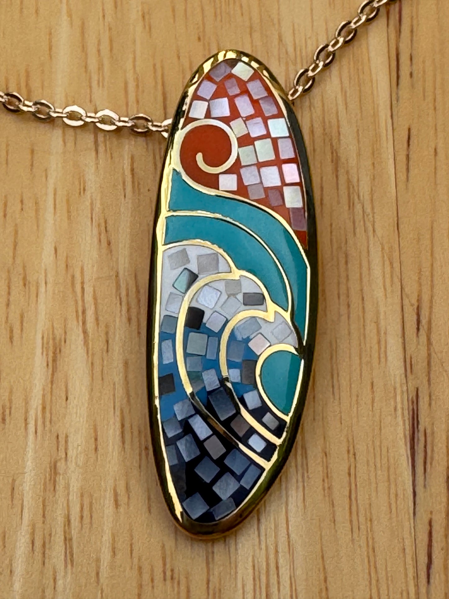 "THE WAVES MOVEMENT" Mosaic Necklace