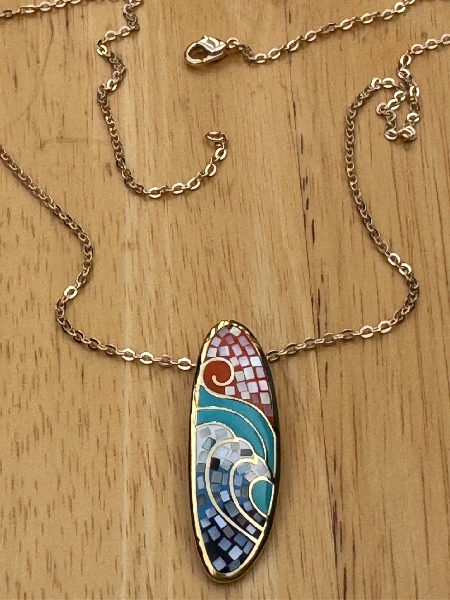 "THE WAVES MOVEMENT" Mosaic Necklace