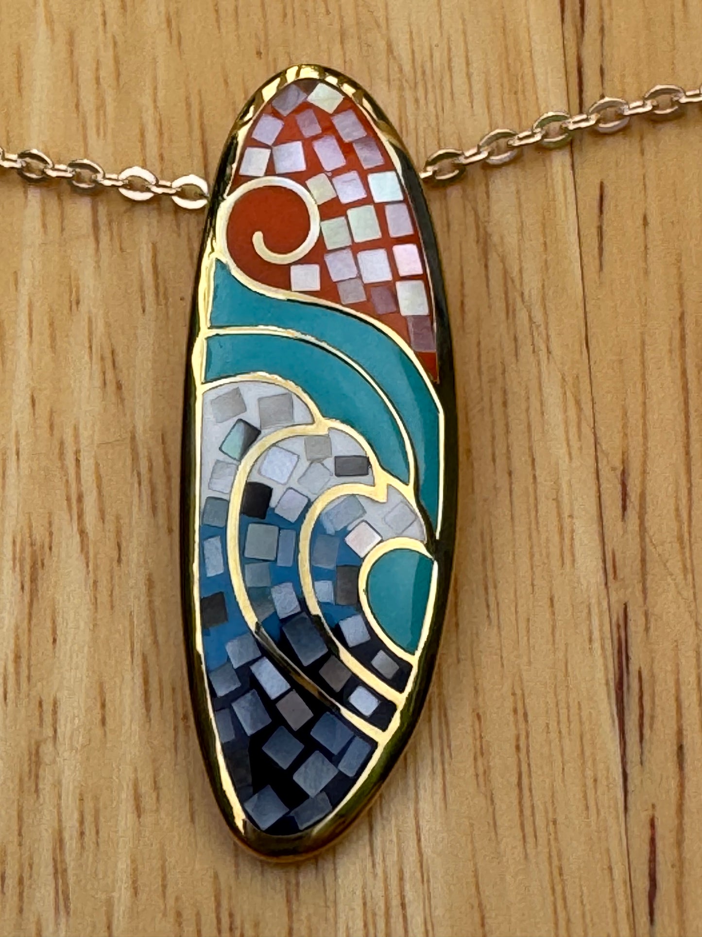"THE WAVES MOVEMENT" Mosaic Necklace