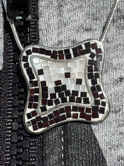 FREE FORM BLACK AND WHITE MOTHER OF PEARL NECKLACE