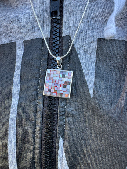 SQUARE BROWN AND WHITE MOSAICE NECKLACE