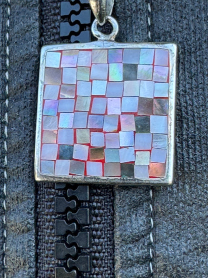 SQUARE BROWN AND WHITE MOSAICE NECKLACE