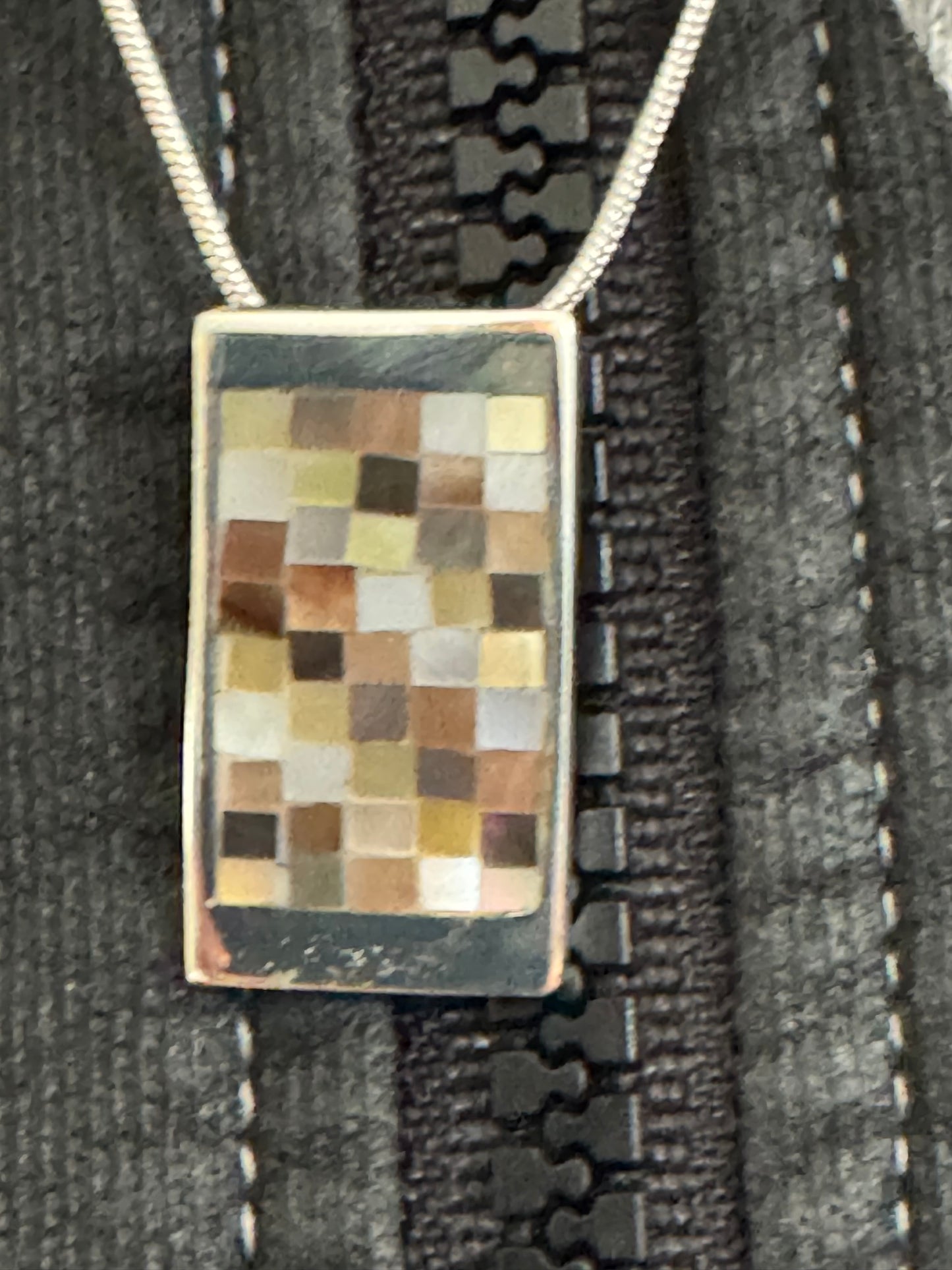 RECTANGEL BROWN AND WHITE MOTHER OF PEARL NECKLACE