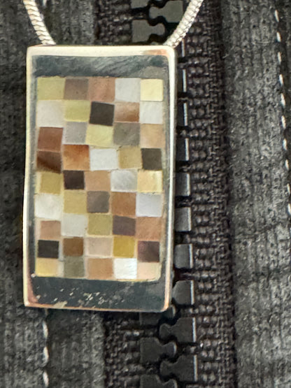RECTANGEL BROWN AND WHITE MOTHER OF PEARL NECKLACE