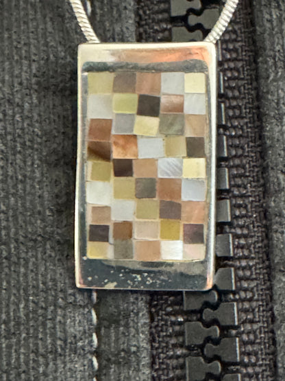 RECTANGEL BROWN AND WHITE MOTHER OF PEARL NECKLACE