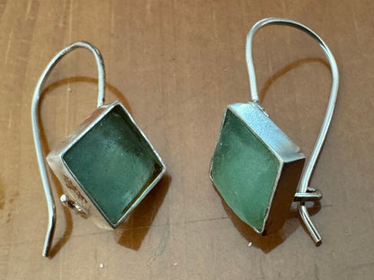 SQUARE GREEN ROMAN GLASS EARRINGS