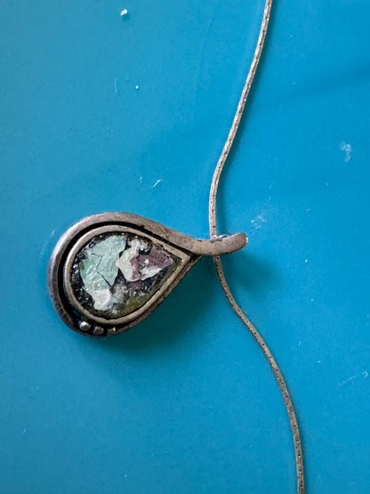 SMALL TEAR DROP ROMAN GLASS NECKLACE