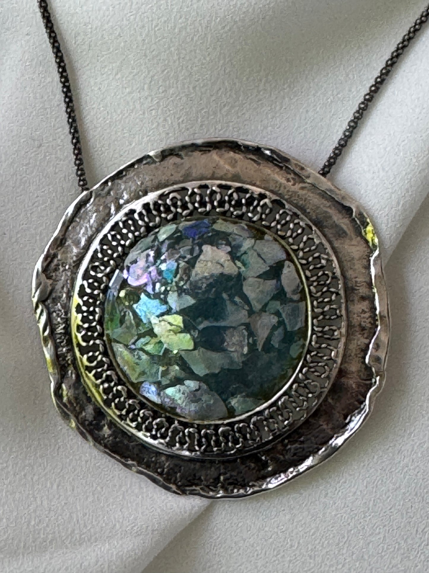 BIG ROUND  ROMAN GLASS NECKLACE