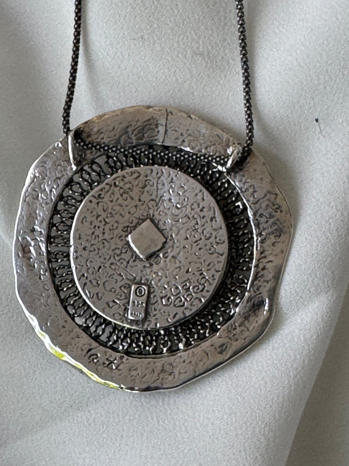 BIG ROUND  ROMAN GLASS NECKLACE