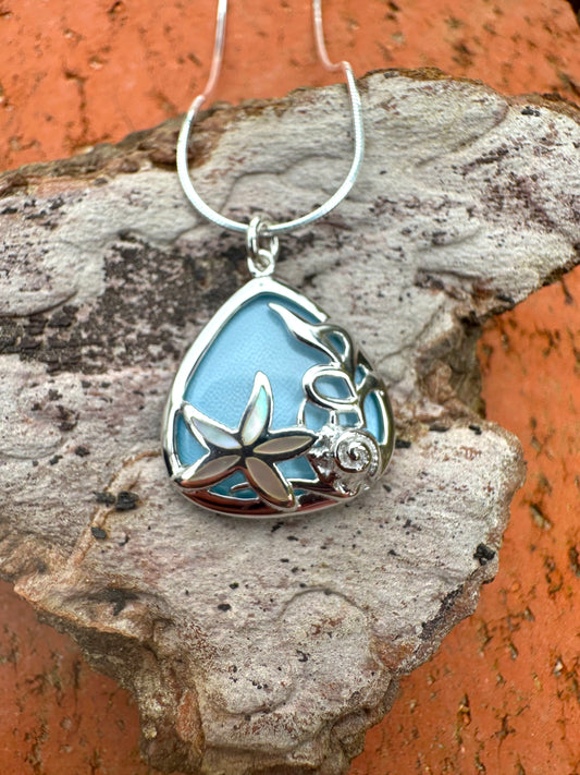 Light Blue Small Sea Star Mother of Pearl Necklace