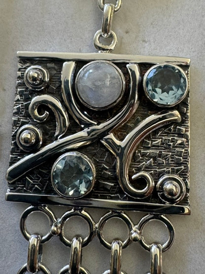 Sterling Silver Bracelet with Blue Topaz and Moonstone
