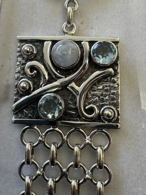 Sterling Silver Bracelet with Blue Topaz and Moonstone
