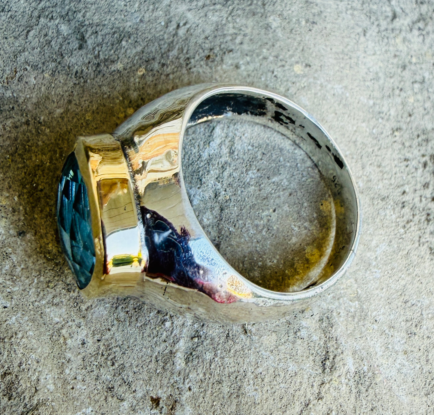 Deepwater Oracle -Gold Ring