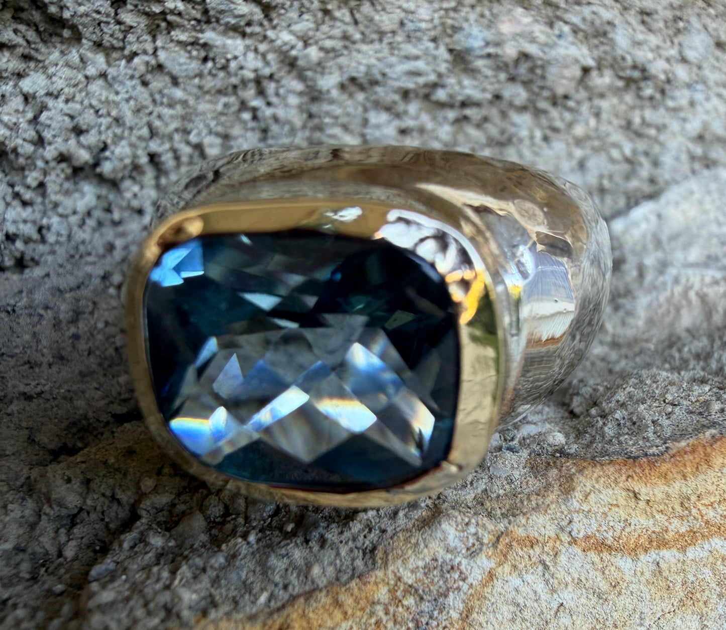 Deepwater Oracle -Gold Ring