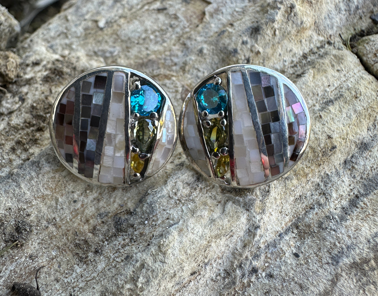 Inlay Harmony Earrings